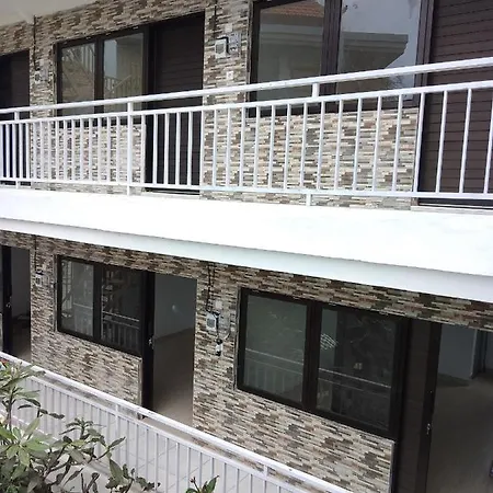 A&B Homestay And Kitchen